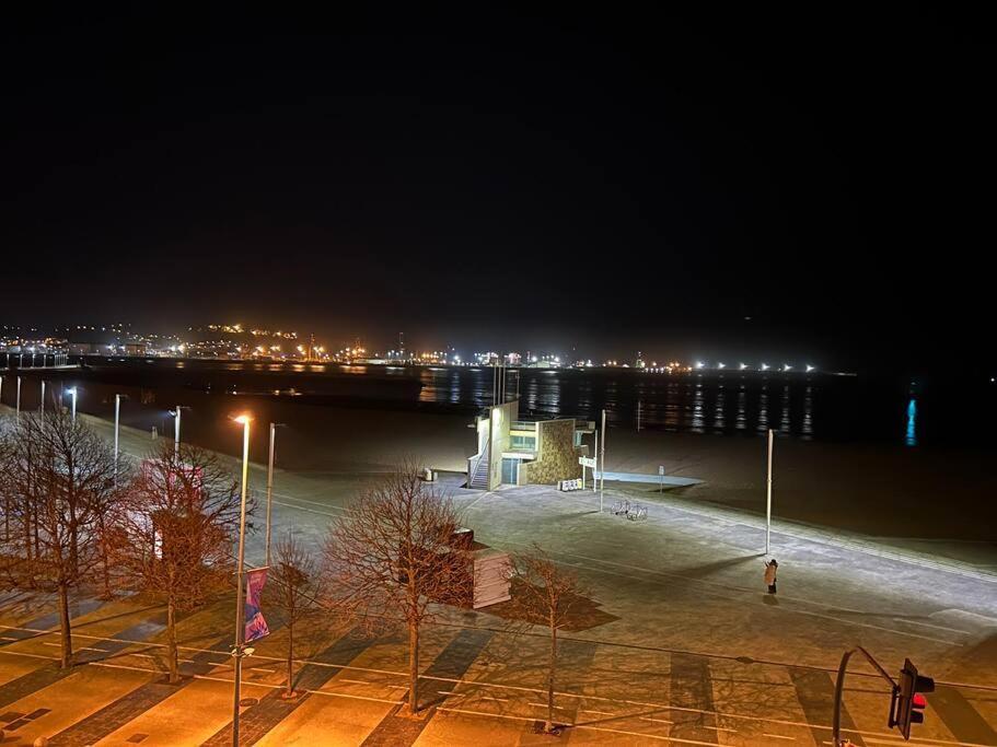 Апартаменты Residencial Playa Poniente 66 De Хихон Экстерьер фото