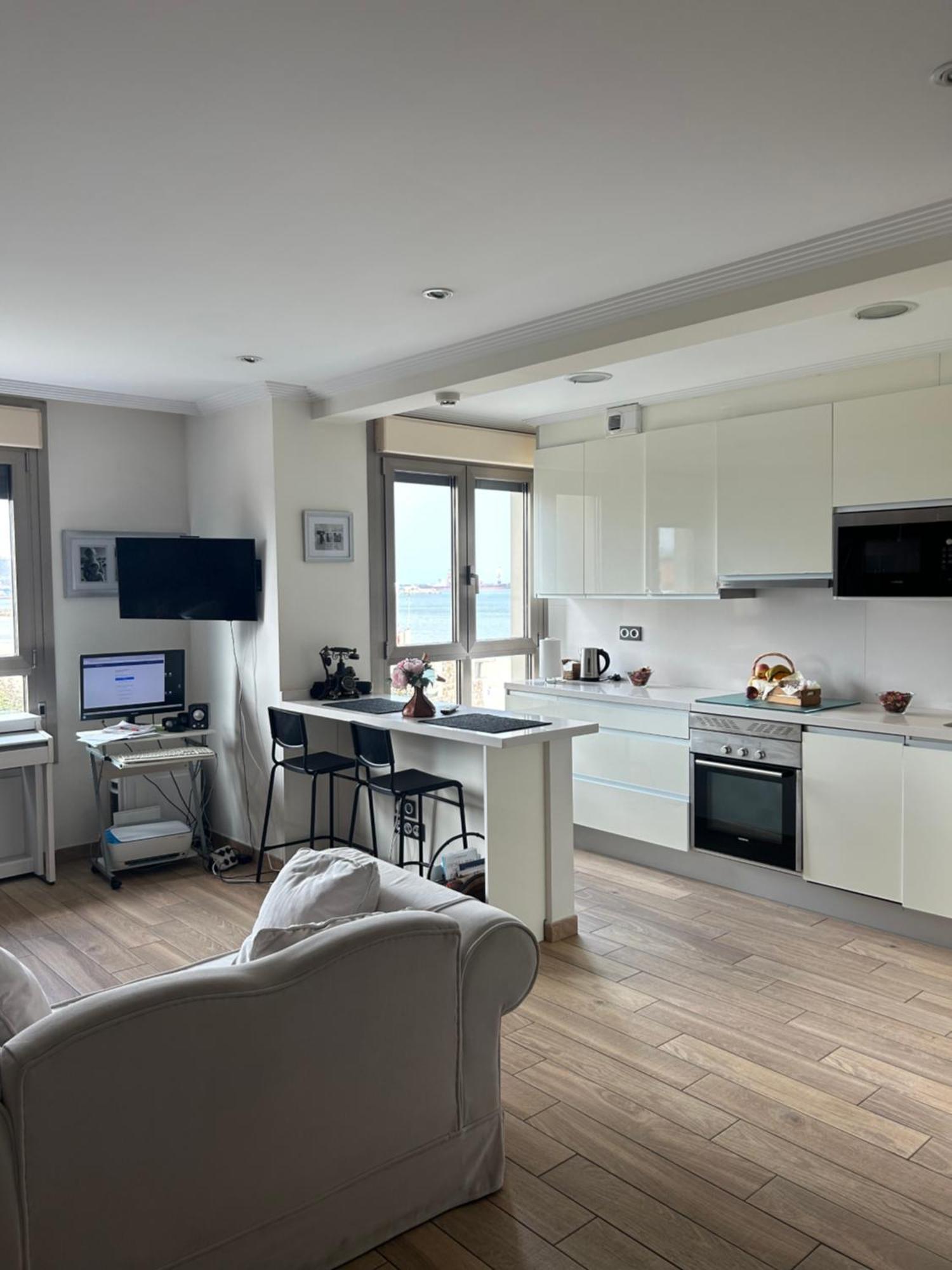 Апартаменты Residencial Playa Poniente 66 De Хихон Экстерьер фото