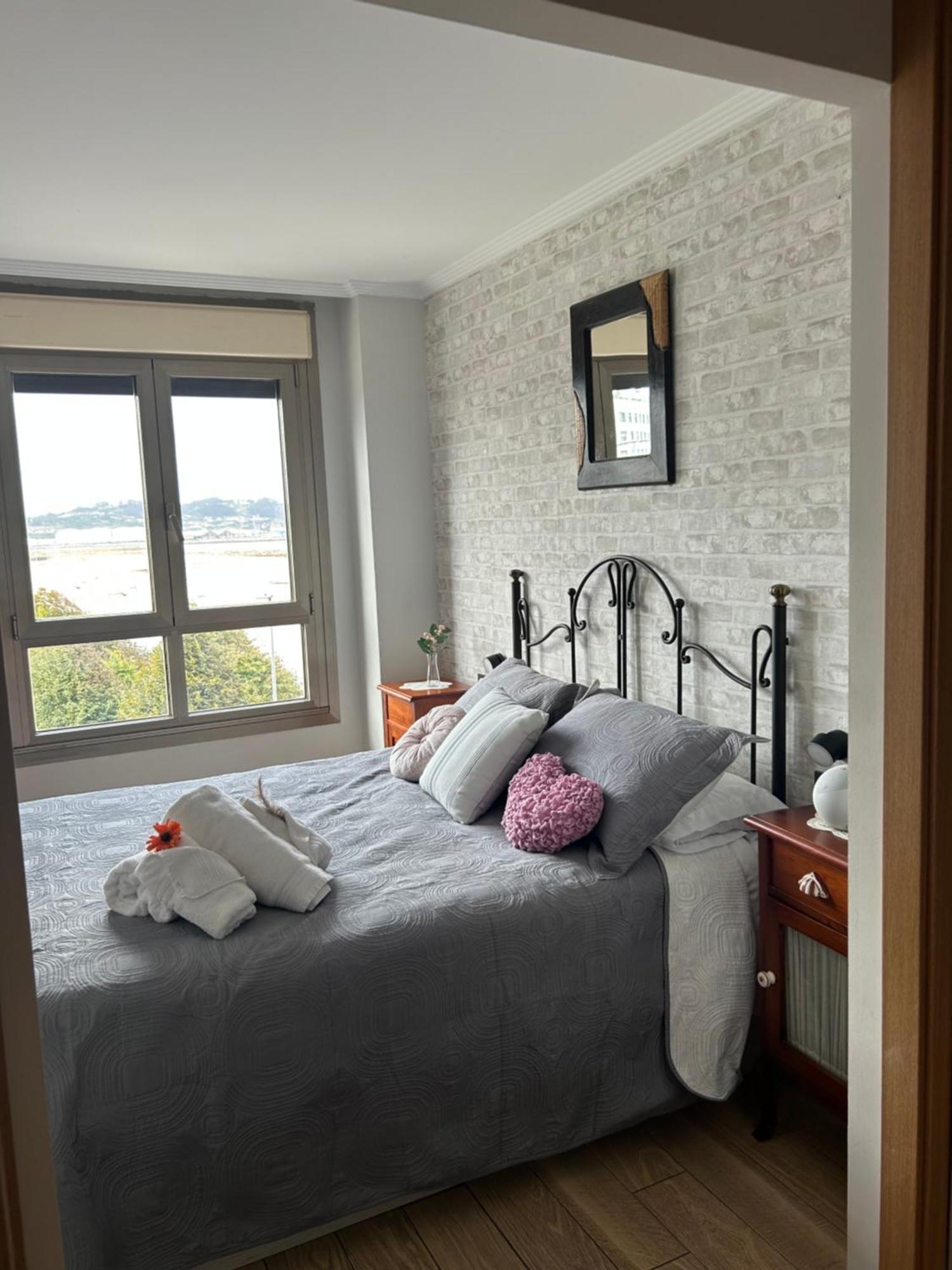 Апартаменты Residencial Playa Poniente 66 De Хихон Экстерьер фото